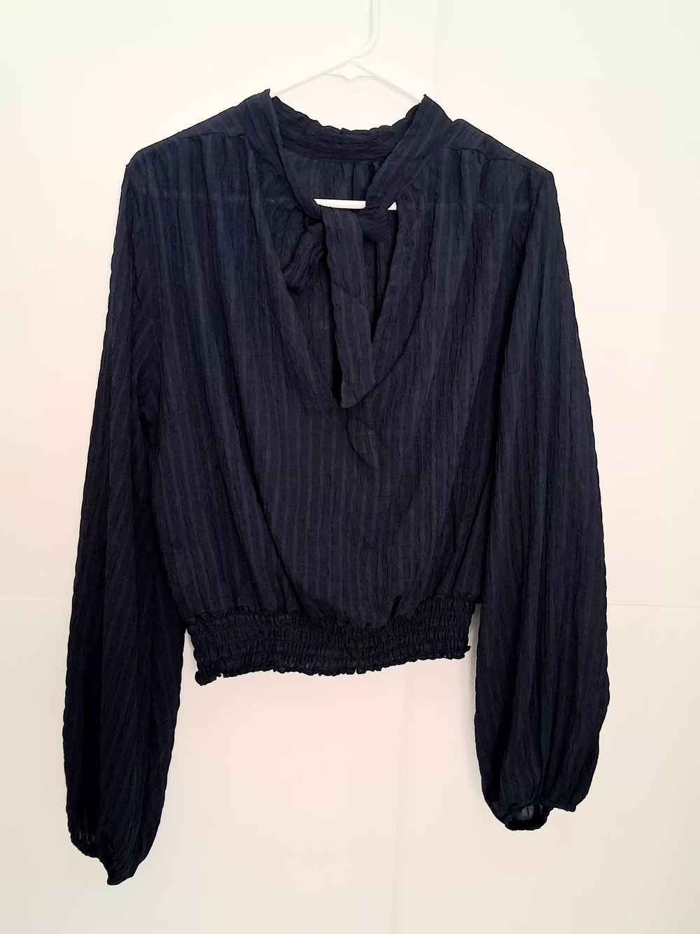 Navy Textured Tie-Neck Crop Top Size Large